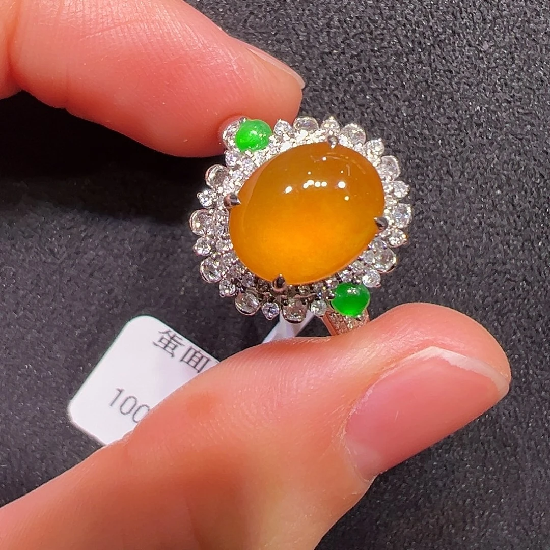 翡翠18K金镶嵌戒指