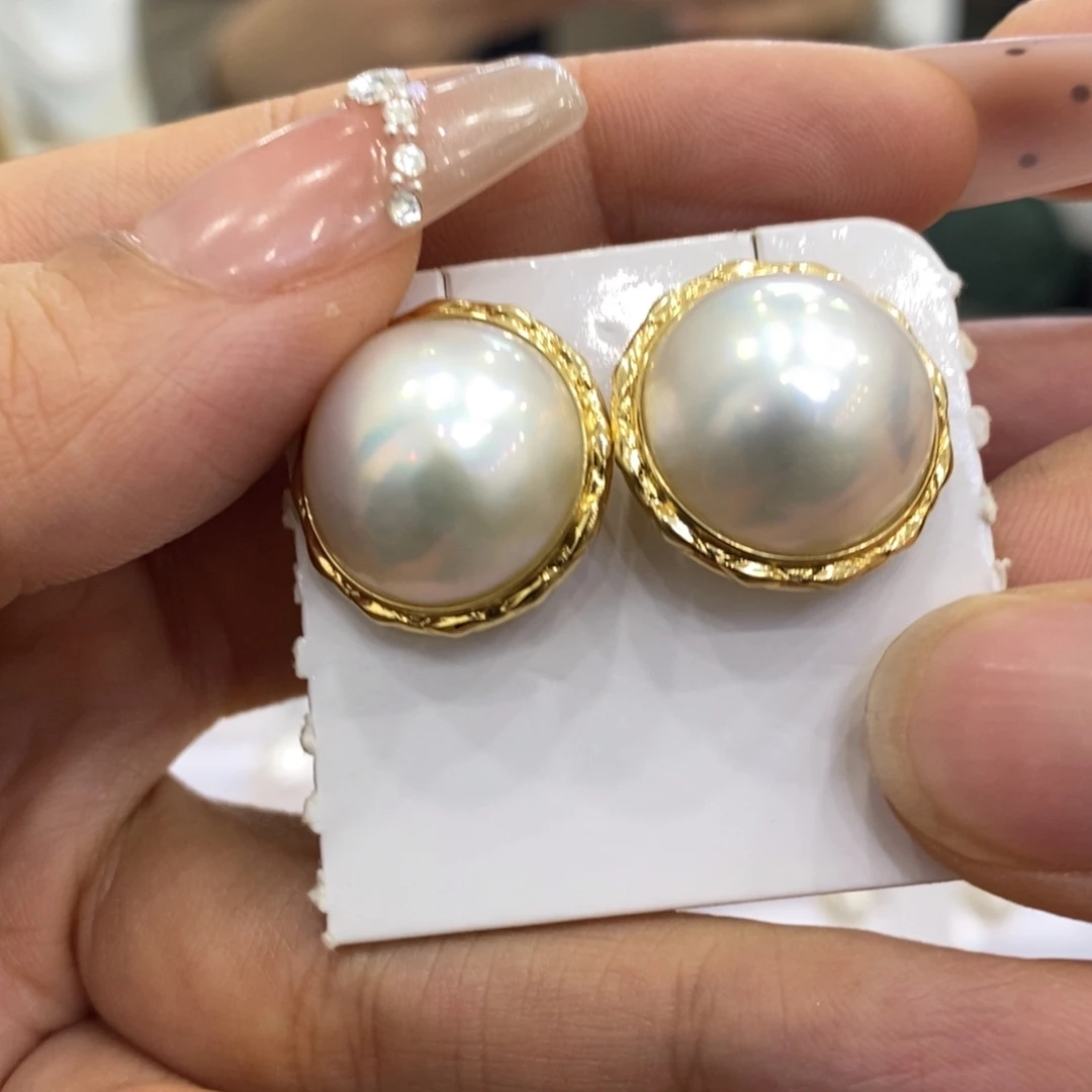 耳饰18K金镶嵌拼合珍珠（马贝珠）