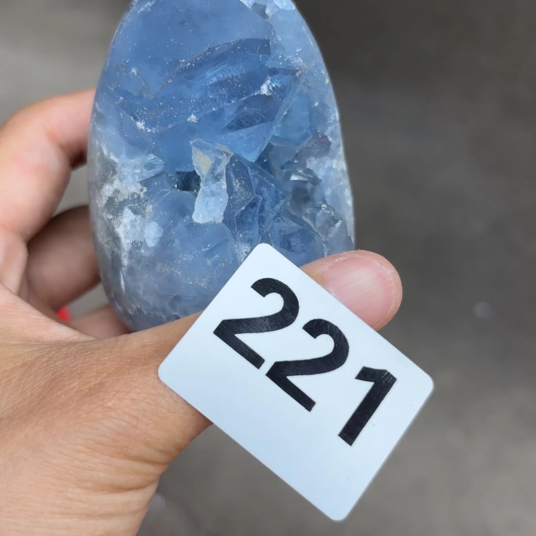 未镶嵌水晶大型摆件（非配饰）