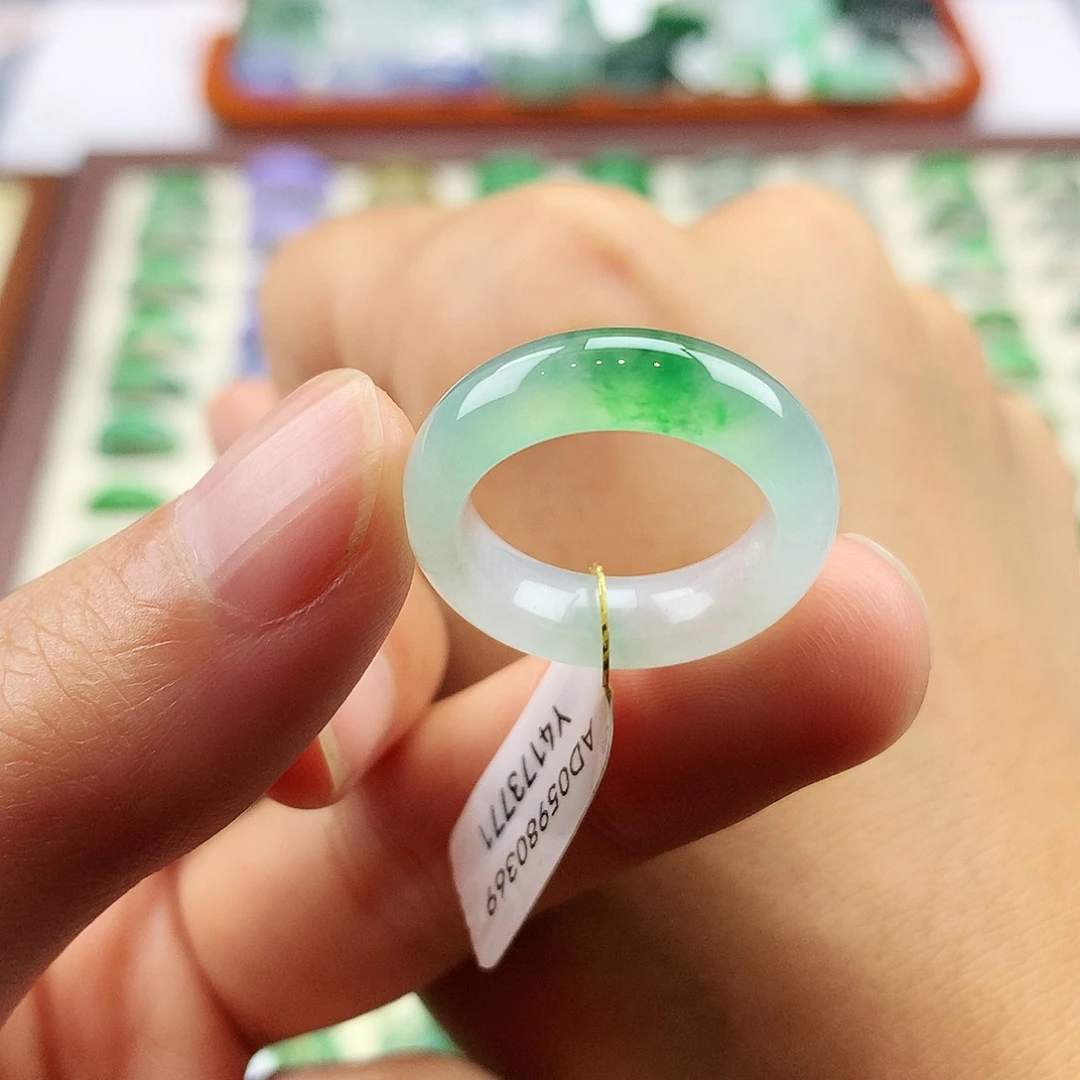 翡翠未镶嵌戒指10-11号