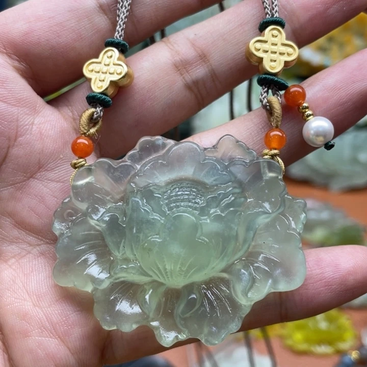 未镶嵌蛇纹石玉项链