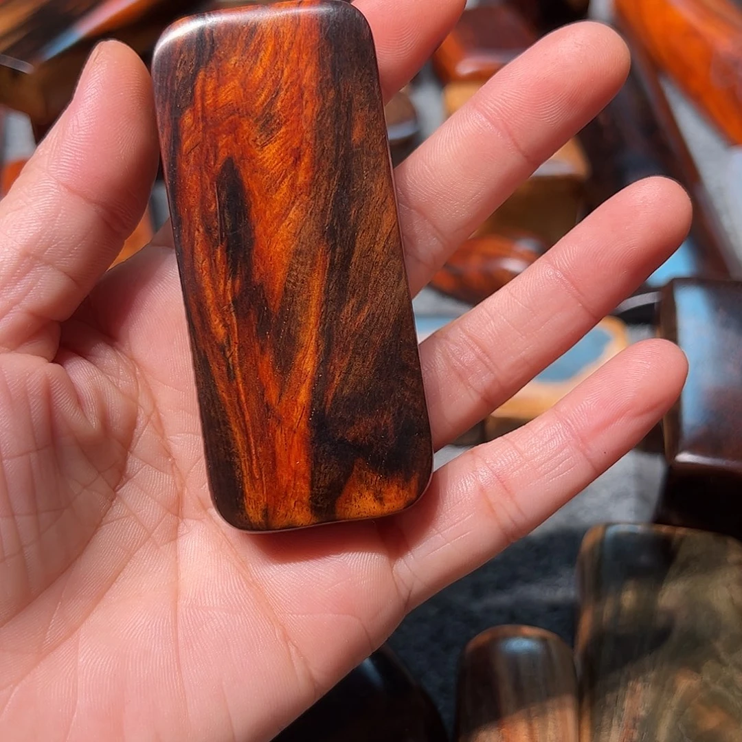 窝***季交趾黄檀（大红酸枝）