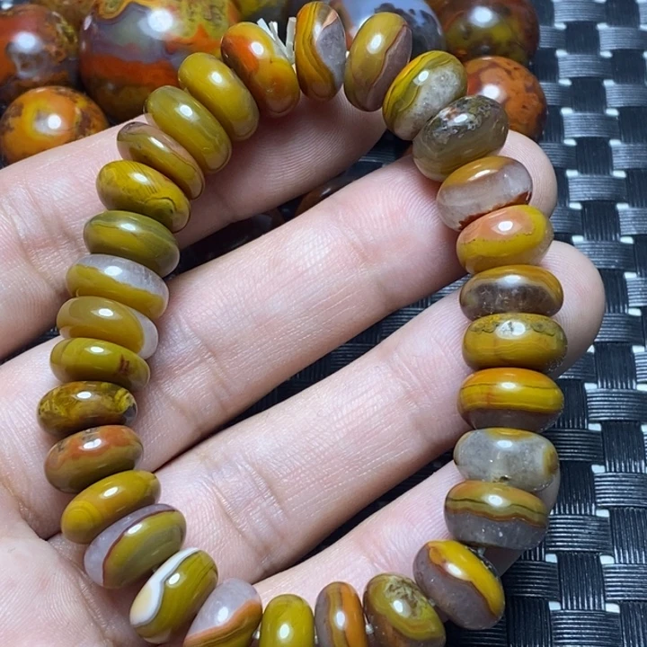 玛瑙/玉髓颈饰未镶嵌古**怀