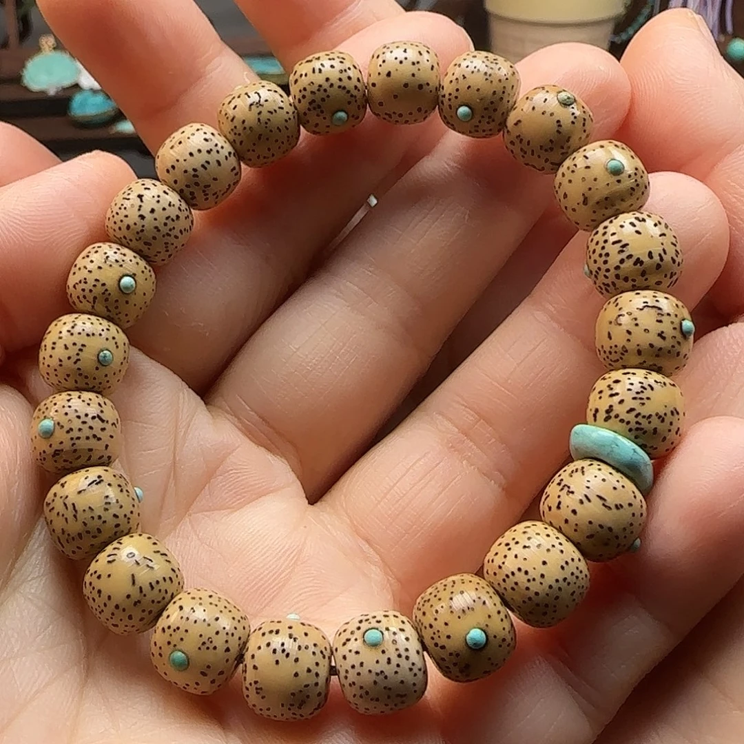 绿松石未镶嵌手串