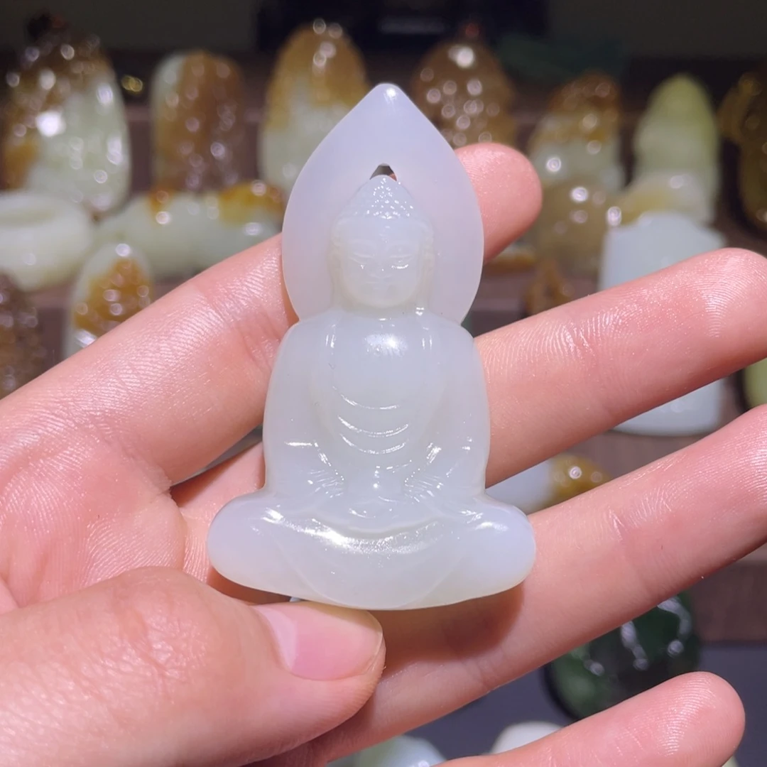 颈饰未镶嵌和田玉