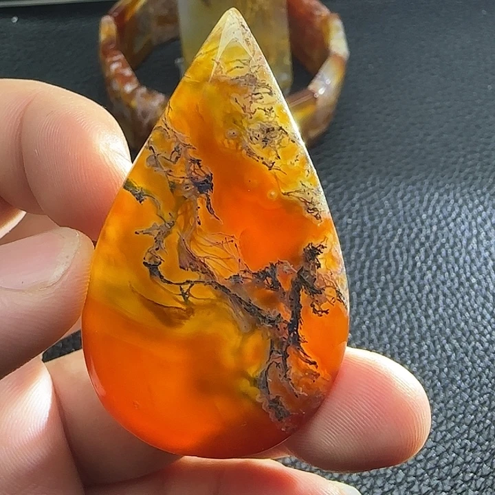 荷***雨玛瑙/玉髓未镶嵌颈饰