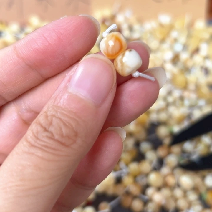 裸石蜜蜡未镶嵌8mm一对