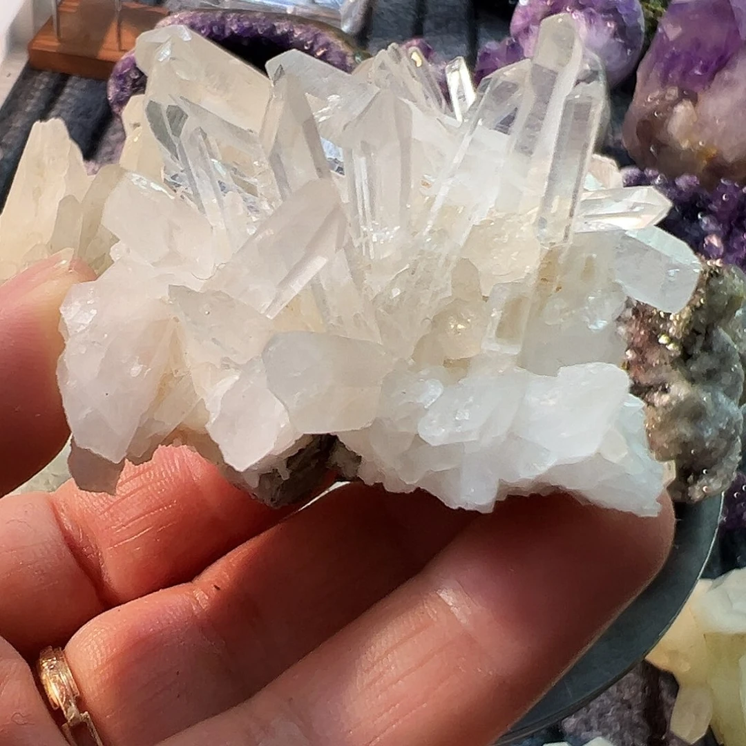 珠宝半成品水晶未镶嵌