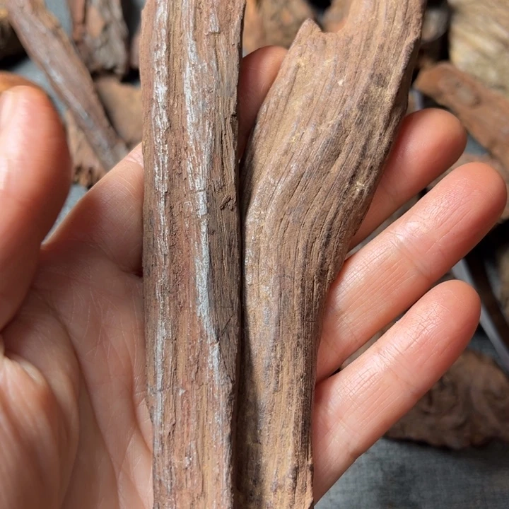 玛***迪黄花梨降香黄檀木料2块