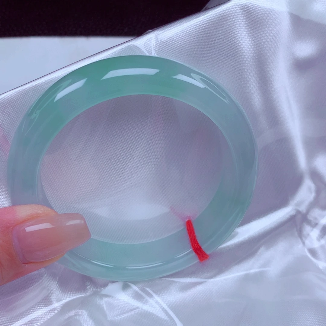 翡翠未镶嵌手镯手镯