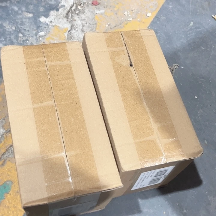 血麦鱼饵拍一发二盒共6瓶