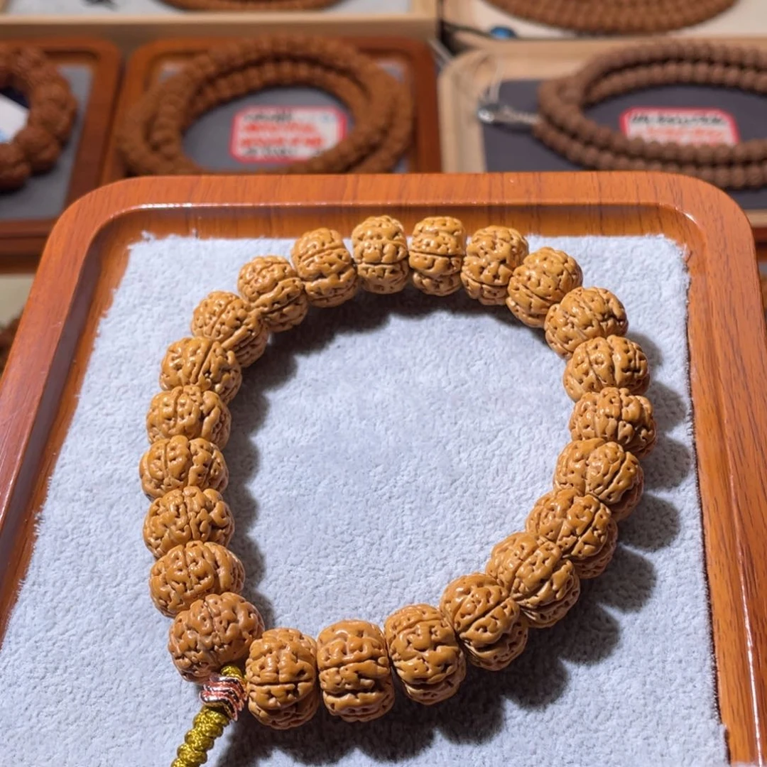 金刚菩提吊坠爆肉梅花15