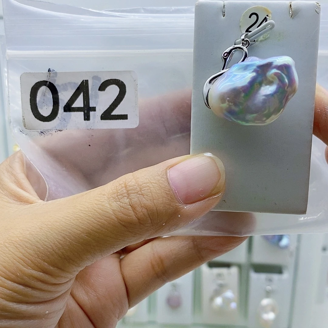 合金淡水珍珠颈饰