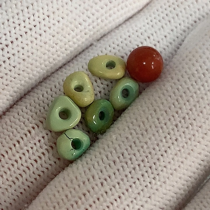 南红玛瑙未镶嵌珠宝奇石