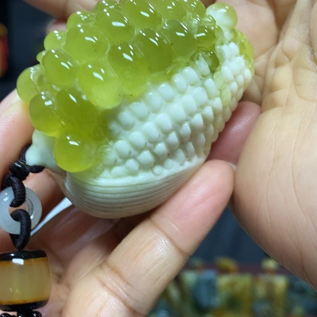 未镶嵌岫玉挂件吊坠戒指