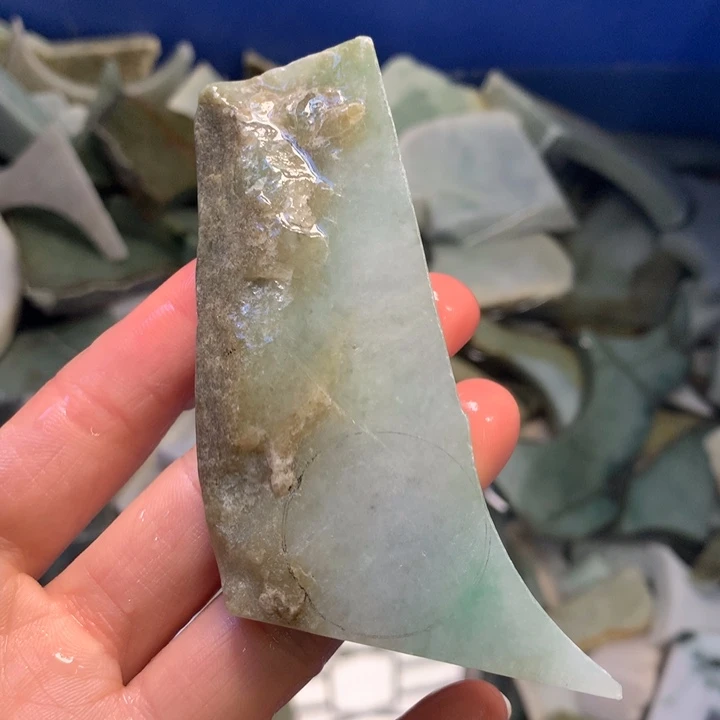 翡翠裸石翡翠边角料