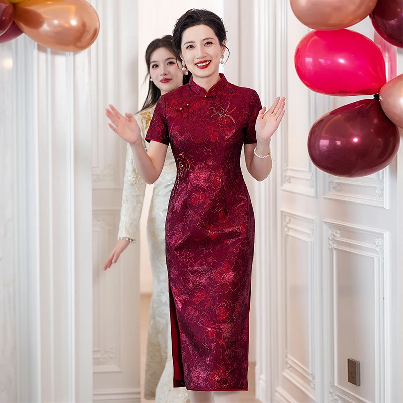 2025春新娘喜婆婆婚宴装礼服小个子高端年轻妈妈婚礼洋气丈母娘