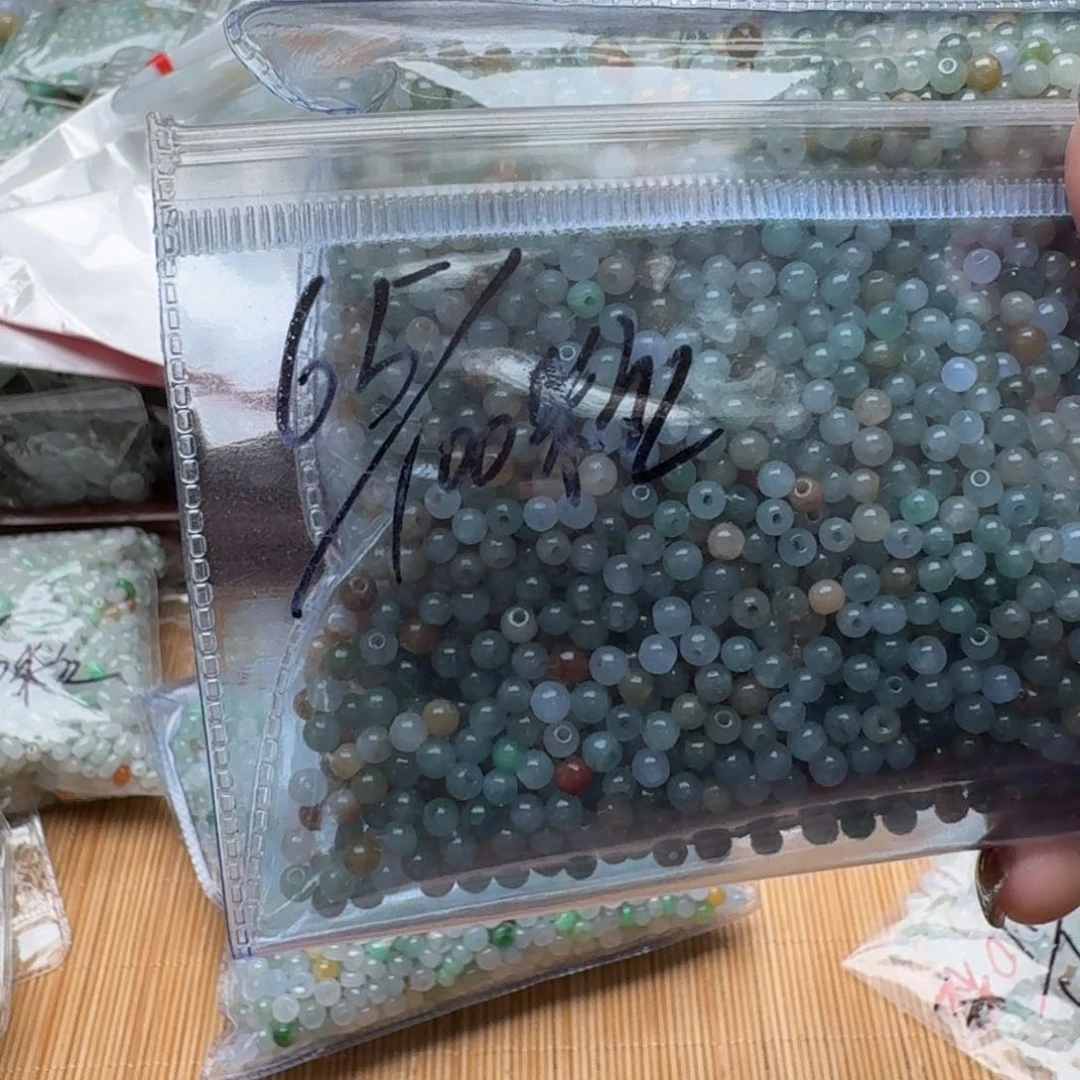 翡翠未镶嵌挂件福利