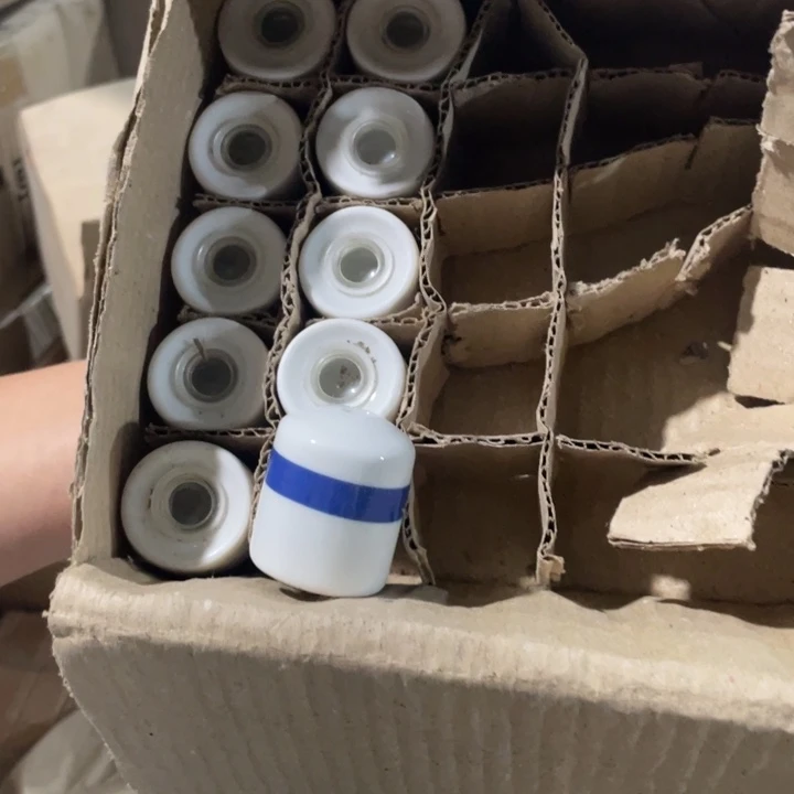 陶瓷盘子碗都有好便宜！