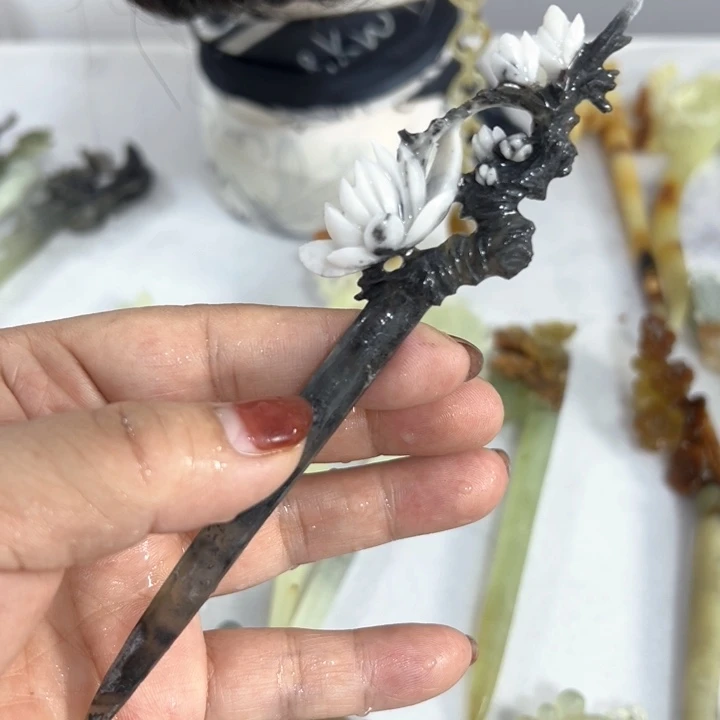 蛇纹石玉发饰未镶嵌