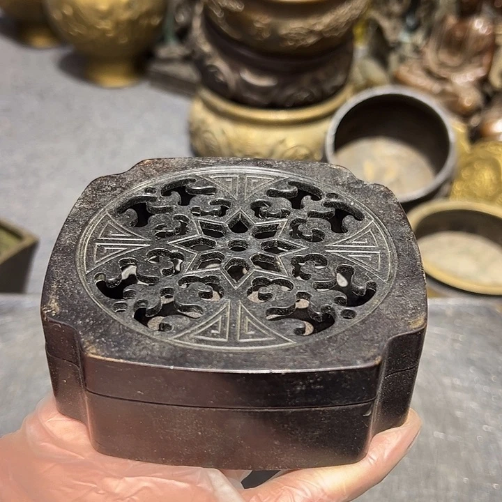 微瑕疵黄铜摆件工艺品