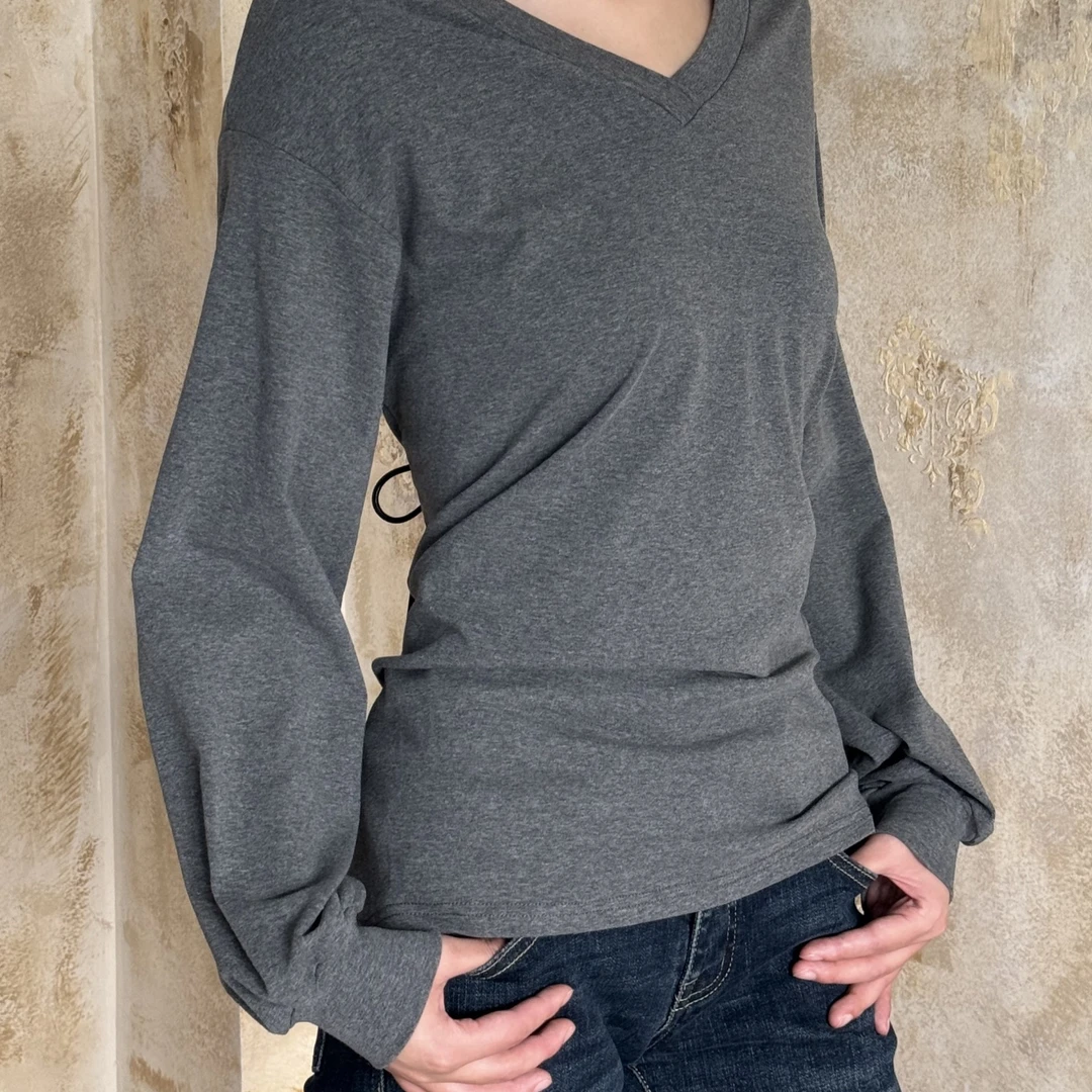 VintageTang秋冬灰色V领长袖T恤女内搭打底显瘦收腰上衣骁呐K0714