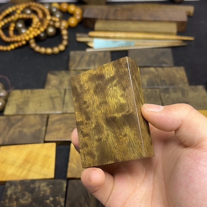 隐***空金丝楠一物一拍链接