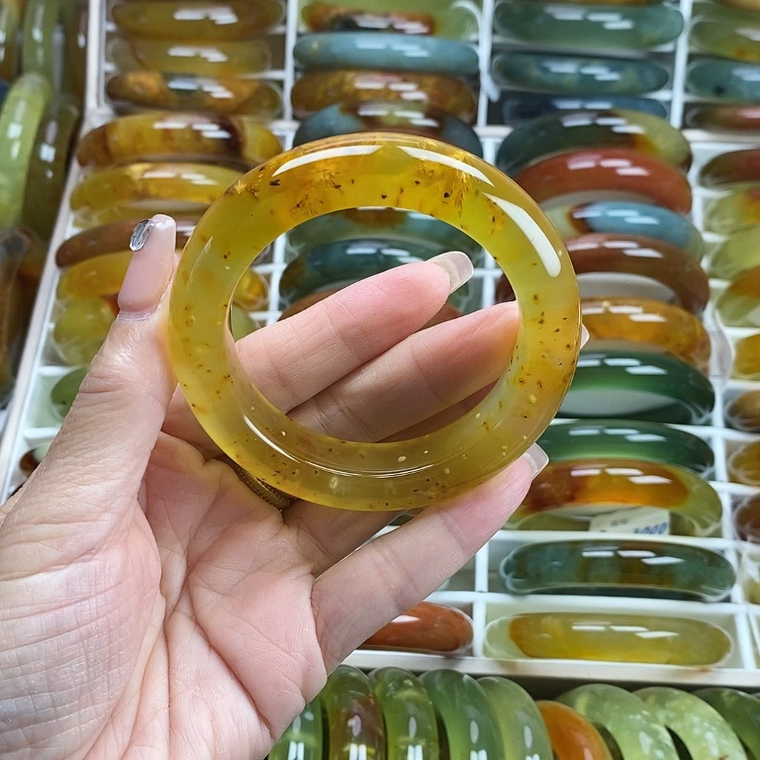 未镶嵌蛇纹石玉手镯?***?