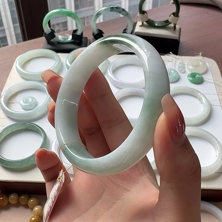 翡翠未镶嵌手镯（序号4）点菜看细节