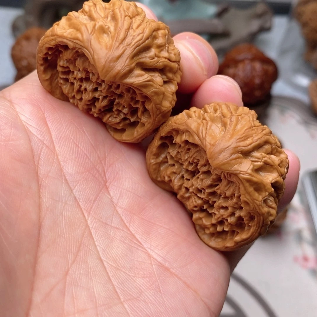 【闪购商品】文玩核桃把件聚宝盆