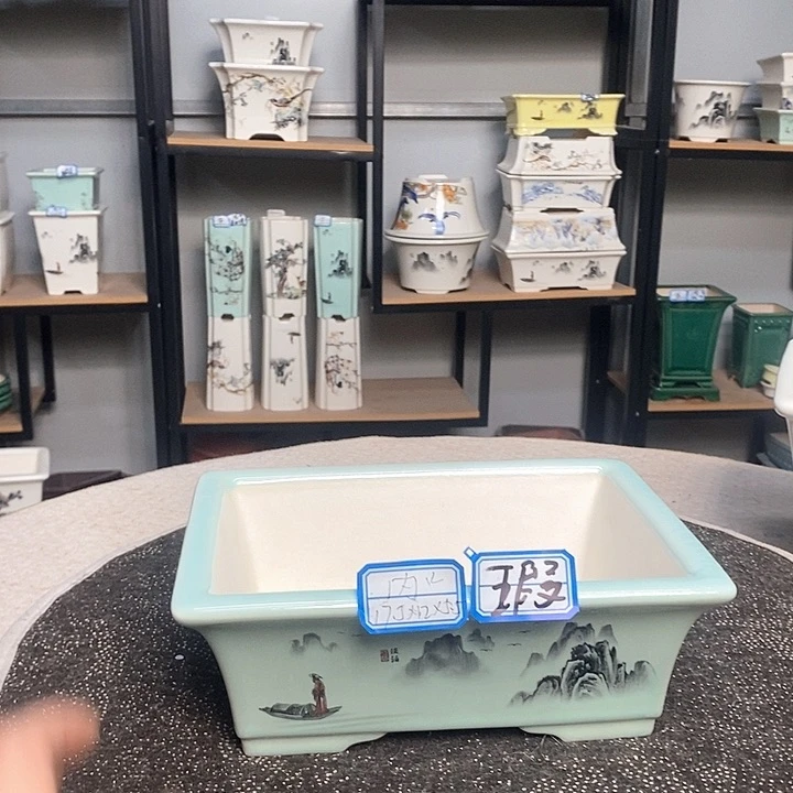 紫砂的花盆很漂亮8