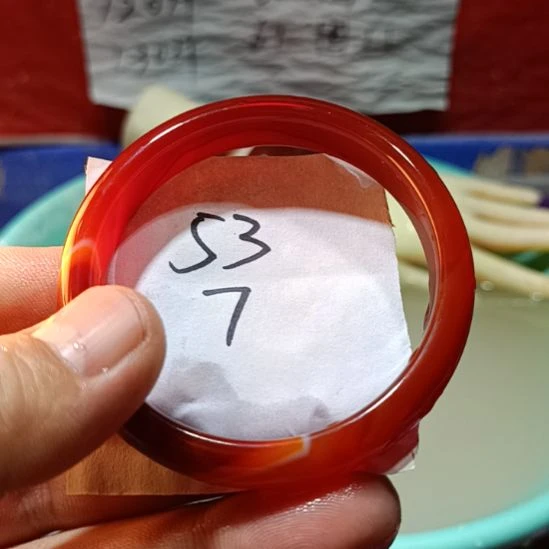 玛瑙/玉髓手镯未镶嵌