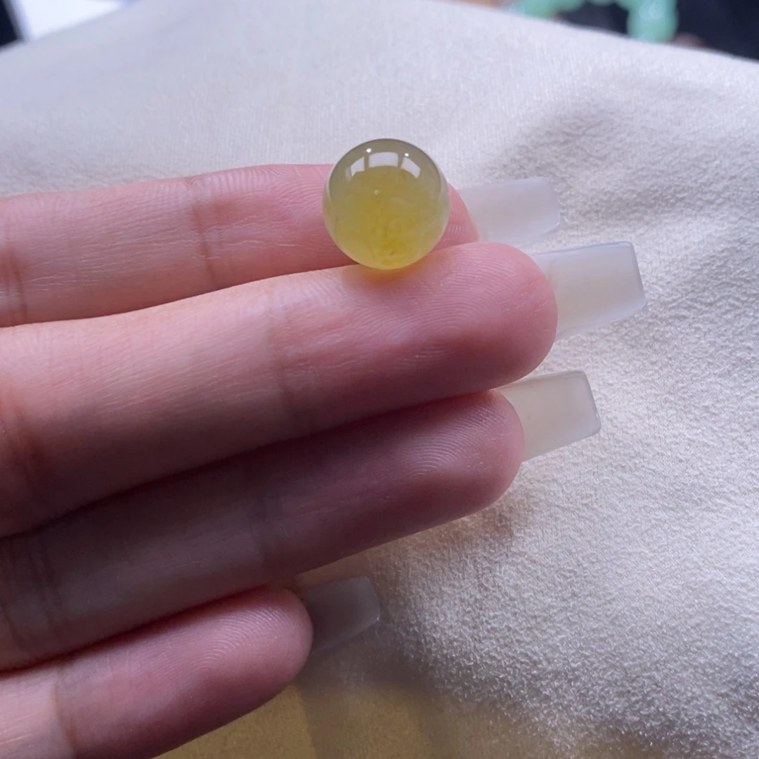翡翠未镶嵌颈饰冰黄珠卡11.8