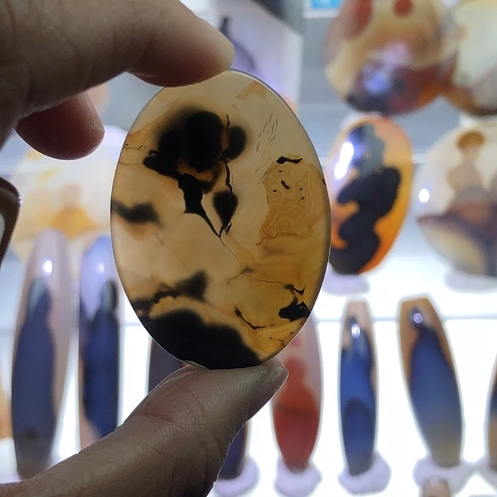 查罗石未镶嵌珠宝半成品90