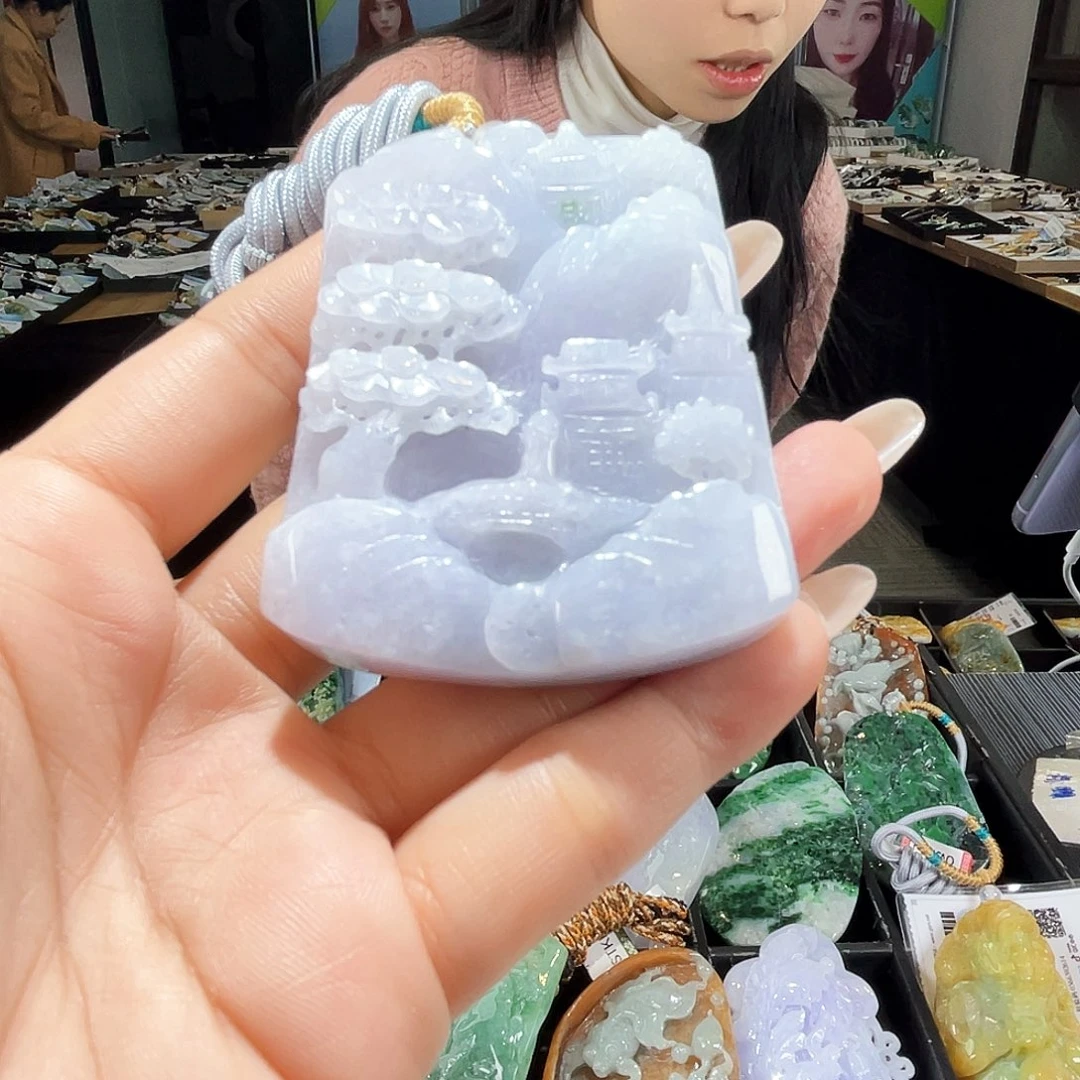 颈饰未镶嵌翡翠一