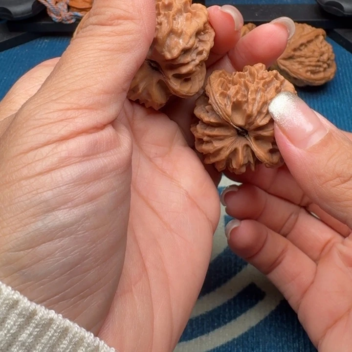 桃核吊坠文玩核桃大龙