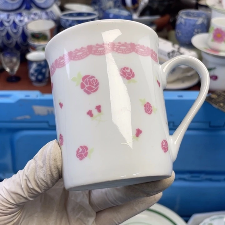 他家瓷器真美…开播了