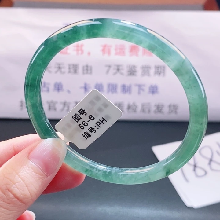 翡翠未镶嵌手镯翡翠手镯64