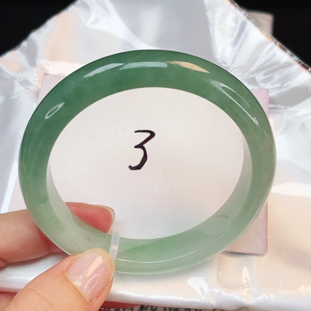 翡翠手镯未镶嵌58➕半山水正圈