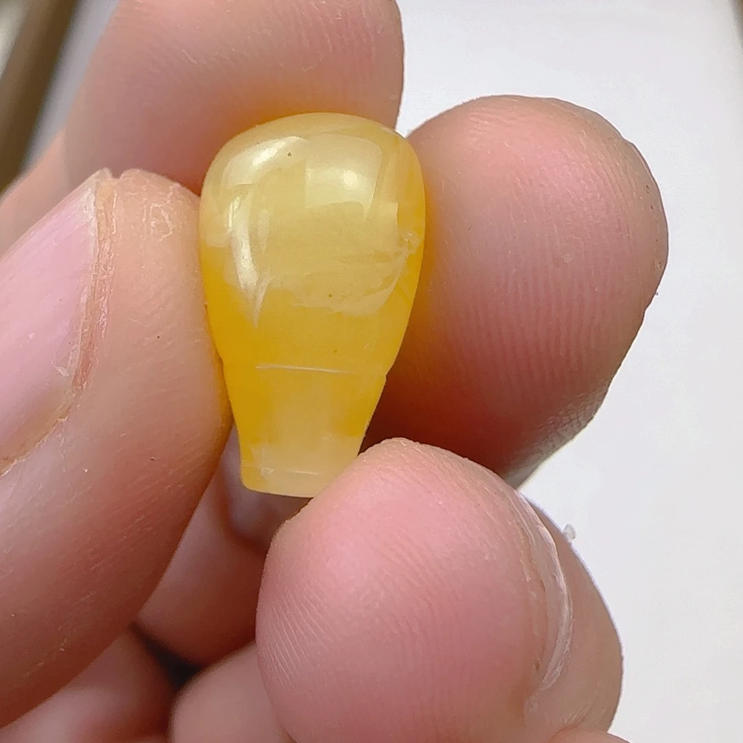 未镶嵌琥珀珠宝奇石卡8.3俄料精品
