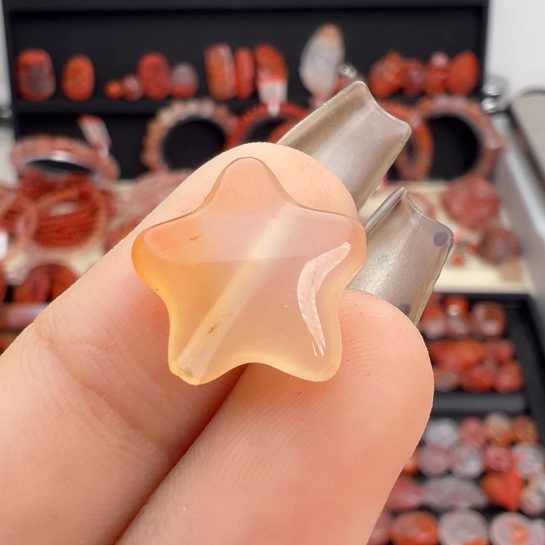 南红玛瑙未镶嵌颈饰星星