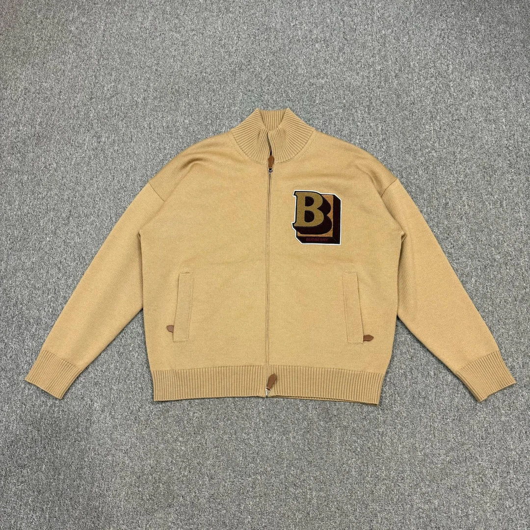 99新 BURBERRY/博柏利 16685270 驼色徽标针织休闲夹克外套 L码