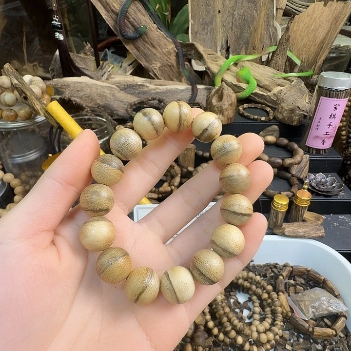 林***人沉香碎屑沉香达拉干沉香1.4大10克➕沉香碎屑多样性