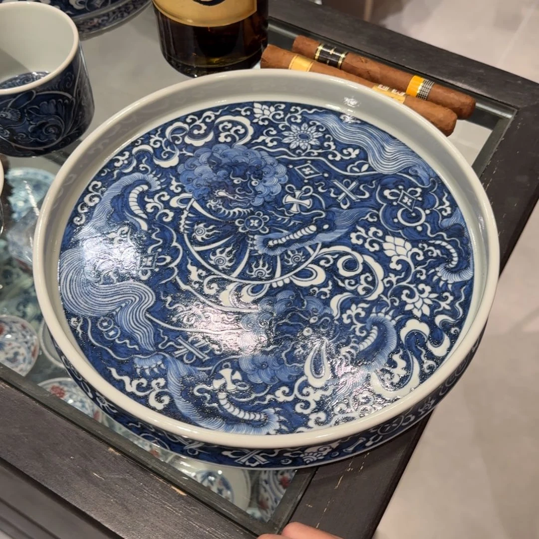 俩***鼠瓷片狮子大盘子手绘