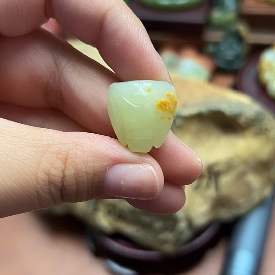 未镶嵌和田玉珠宝奇石