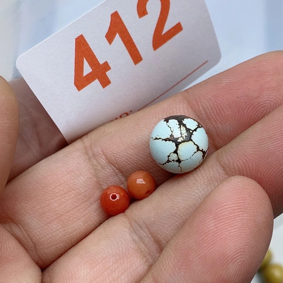 南红玛瑙未镶嵌珠宝奇石