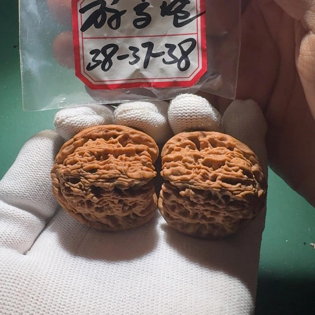 文玩核桃吊坠南疆拉丝26