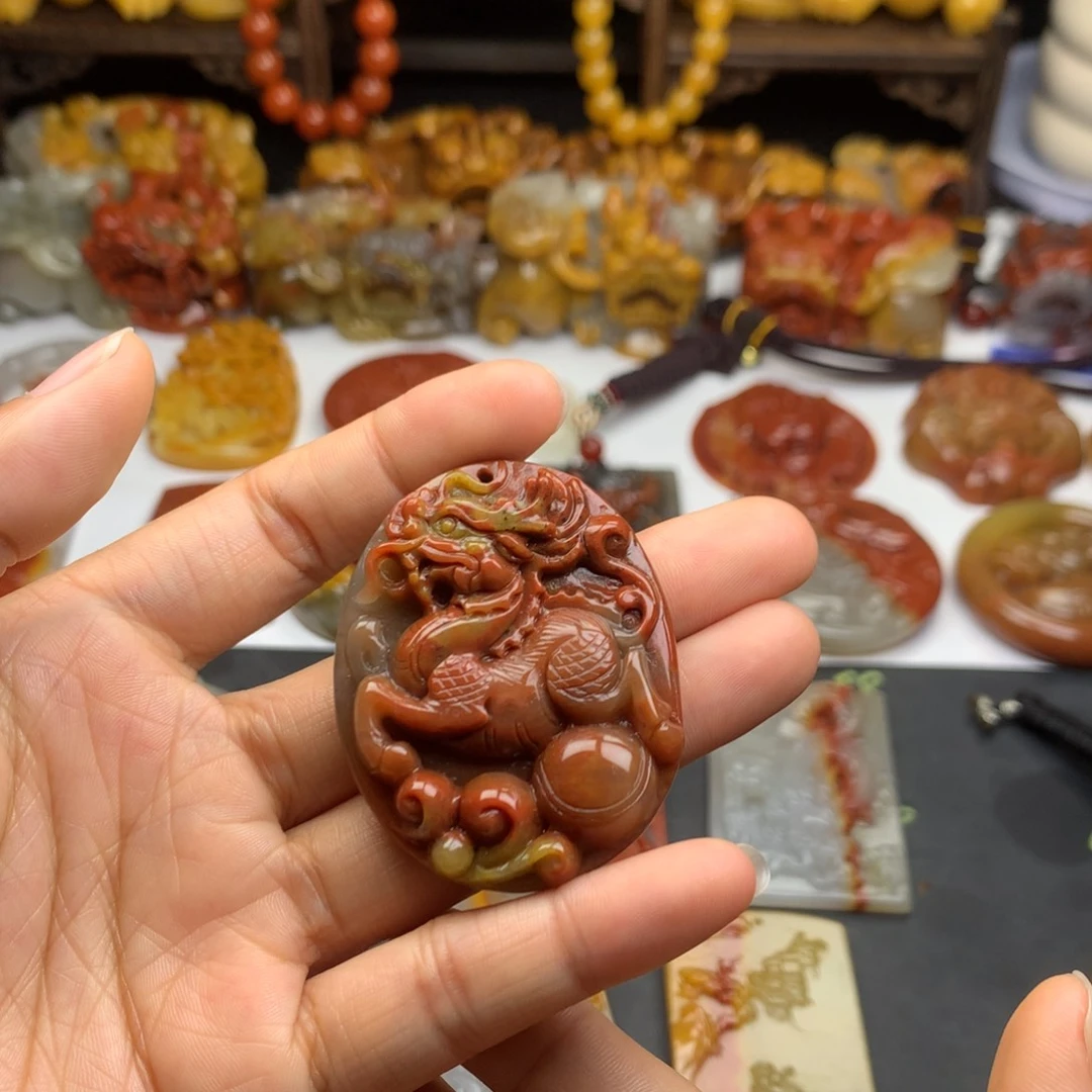 石英质玉（黄龙玉）挂件未镶嵌