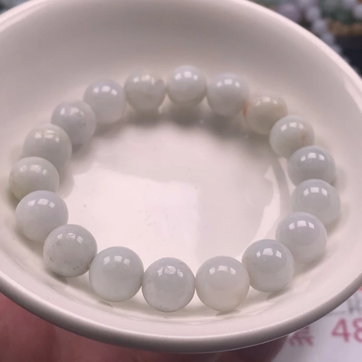 翡翠未镶嵌颈饰手串有瑕疵不退不换