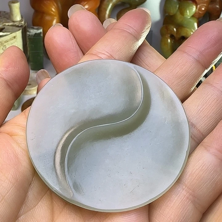 和田玉未镶嵌吊坠(不含链)